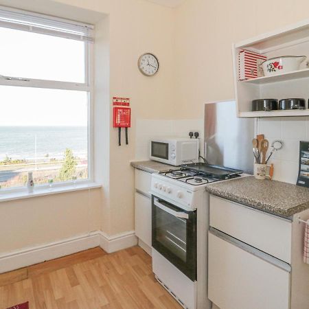 شقة Llys Madoc, First Floor Flat Penmaen-mawr المظهر الخارجي الصورة